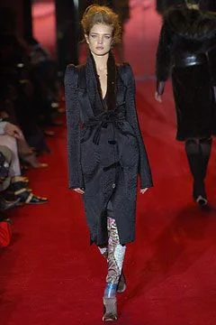 Look 18